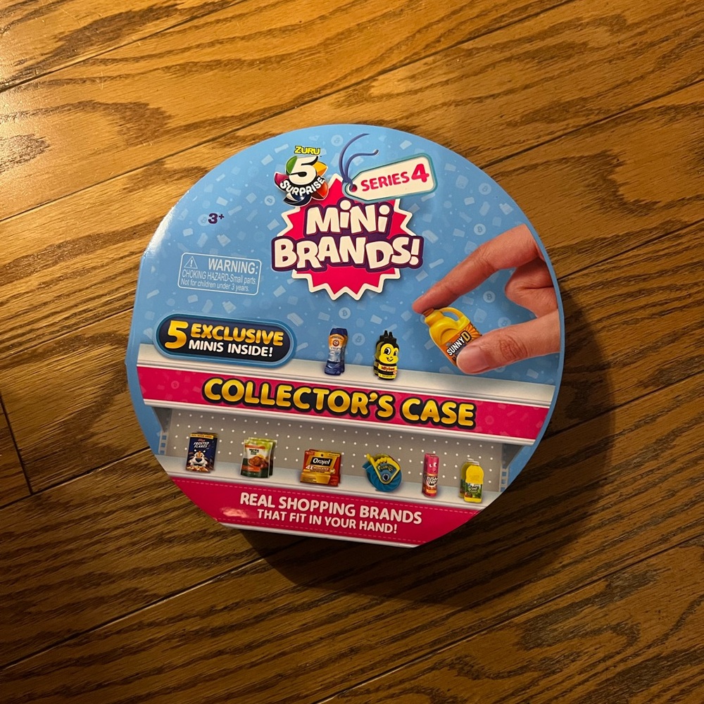 Mini Brands Collector's Case  and minis
